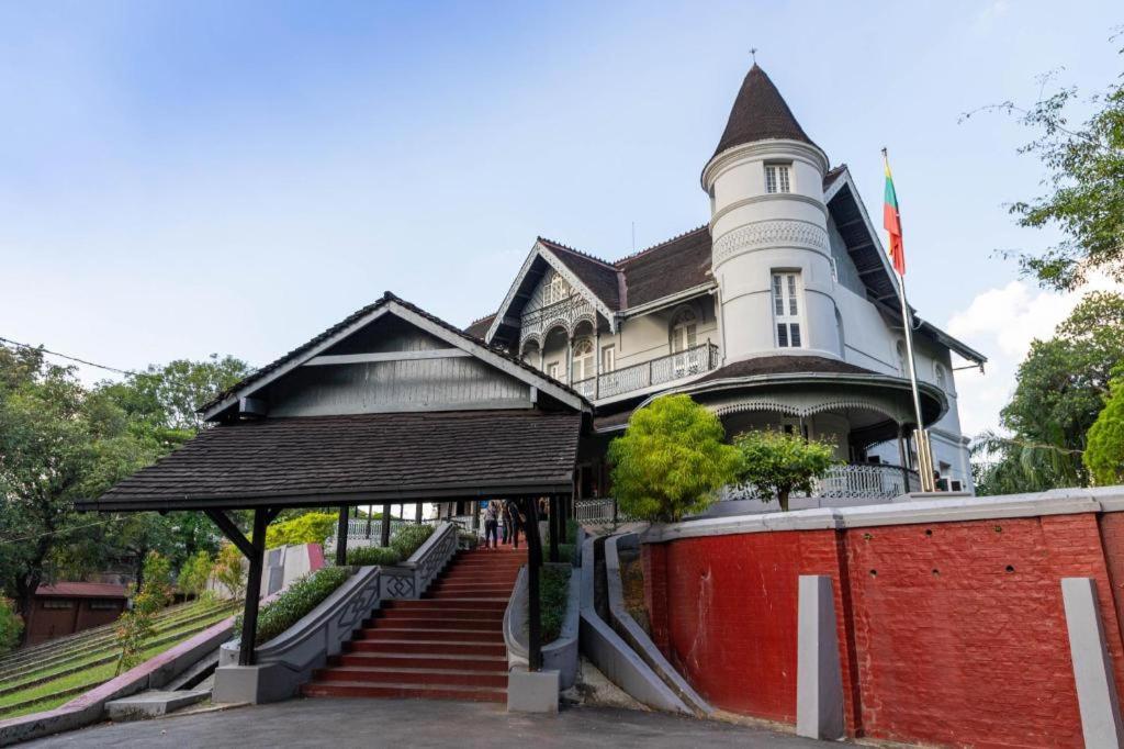8Day Hotel Rangun Zewnętrze zdjęcie