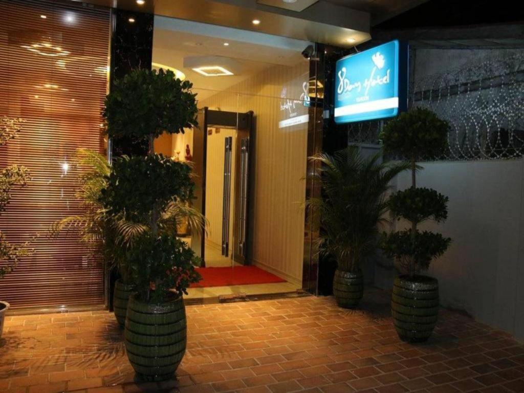 8Day Hotel Rangun Zewnętrze zdjęcie