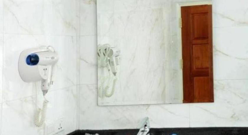 8Day Hotel Rangun Zewnętrze zdjęcie