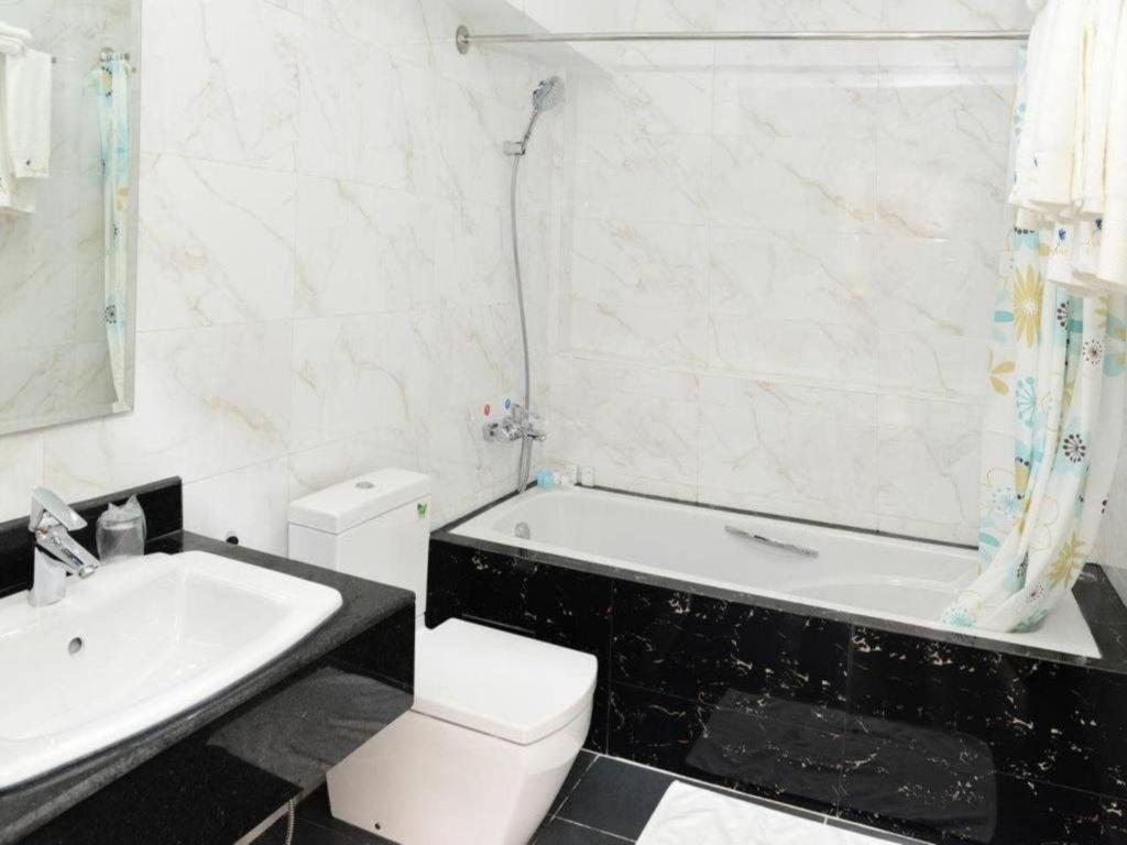 8Day Hotel Rangun Zewnętrze zdjęcie