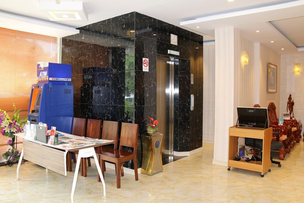 8Day Hotel Rangun Zewnętrze zdjęcie